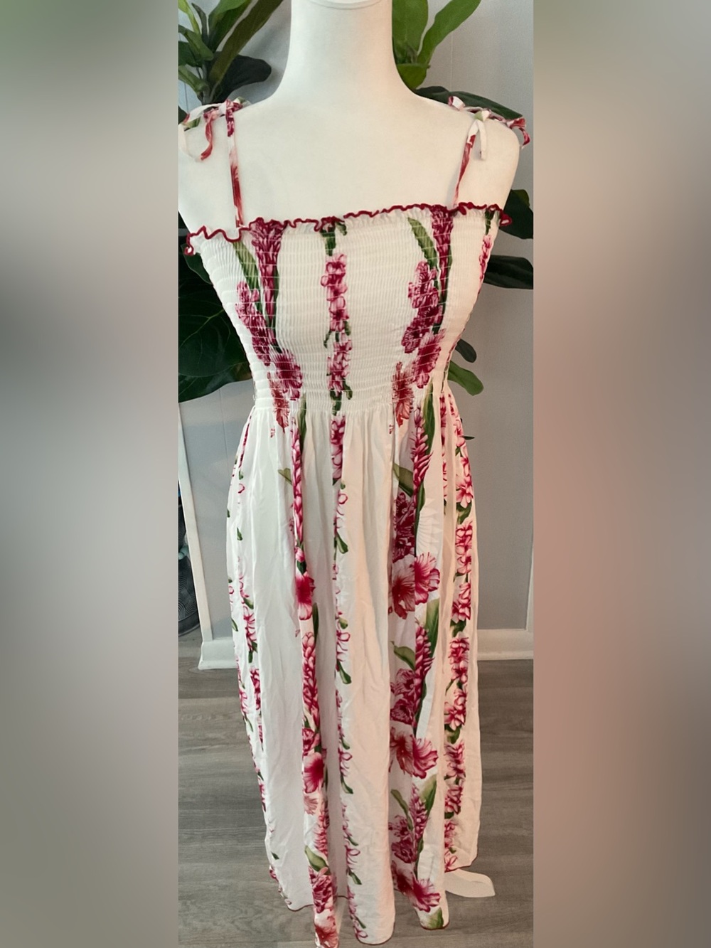 Favant Hawaii Floral Smocked Midi/Maxi Sundress One Size 100% Rayon